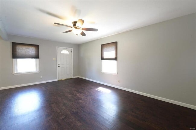 Building Photo - 10630 St Lawrence Ln