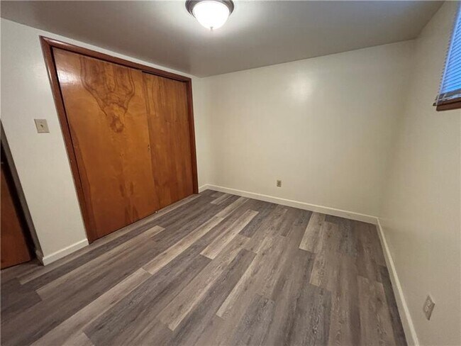 Building Photo - 1195 Lynn St