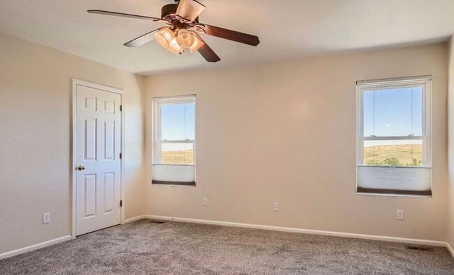 Building Photo - Beautiful Newly Remodeled Home in Roxborough Park