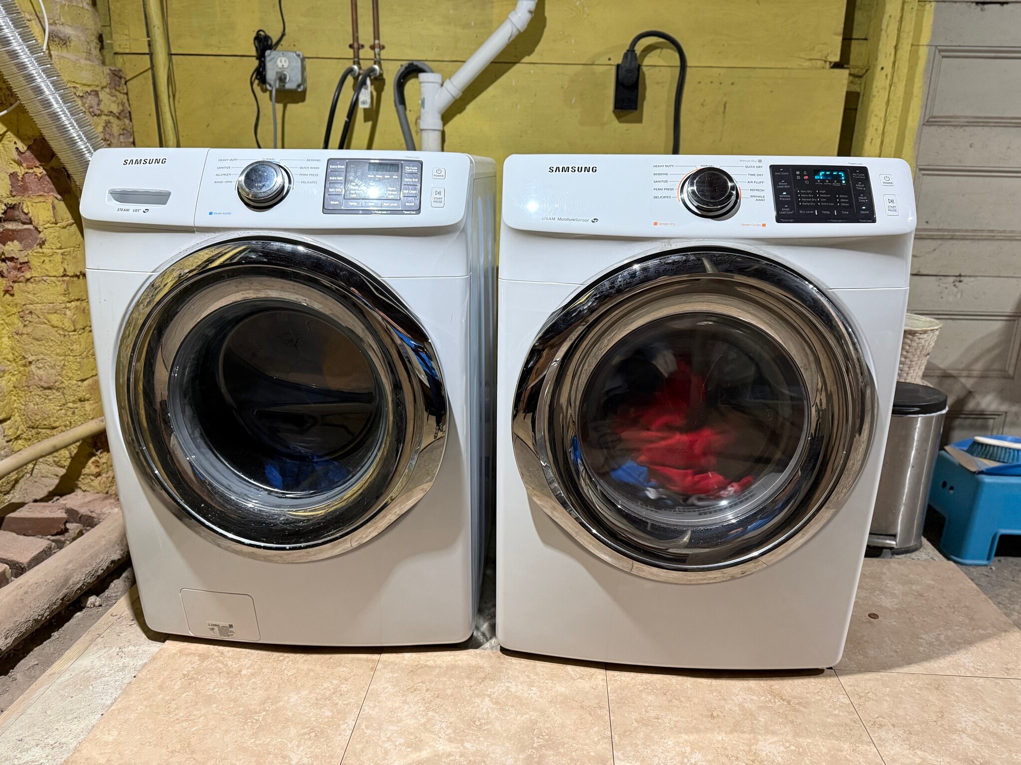 Building Photo - 18 Holmes St