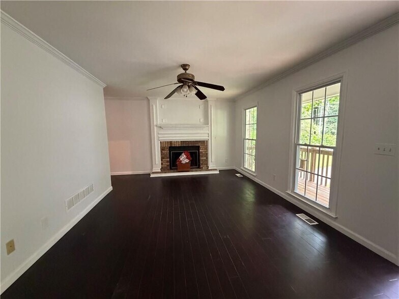 Building Photo - 3019 Chelsea Ln