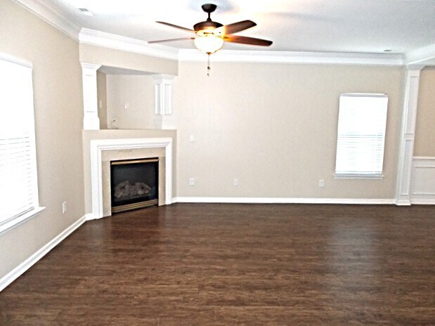 Building Photo - 130 Nevis Ln