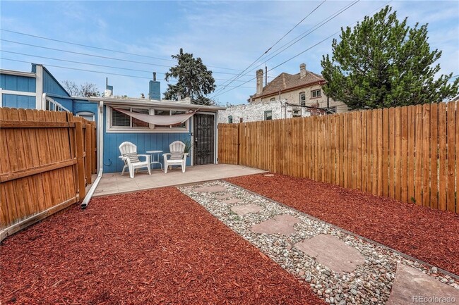 Building Photo - 132 W Bayaud Ave
