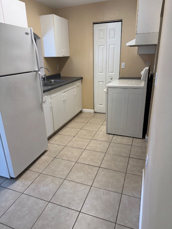 Building Photo - 812 SE 11th St