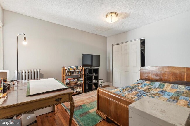 Building Photo - 123 Kalos St