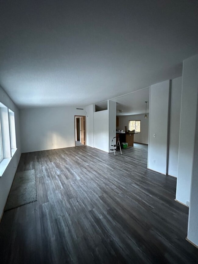 Building Photo - Wilbur road 3 bedroom 2 bath home