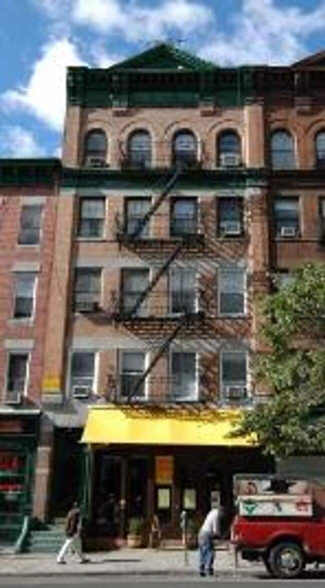 Building Photo - 462 Amsterdam Ave