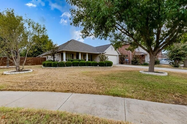 Building Photo - 15437 Fisher Island Dr