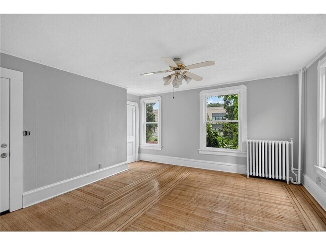 Building Photo - 2630 Blaisdell Ave