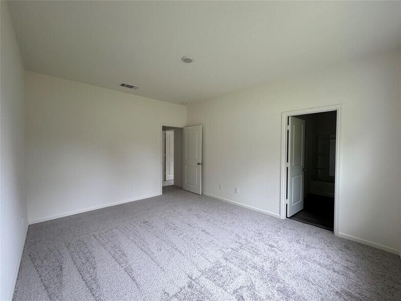 Building Photo - 3507 Queensberry Ct