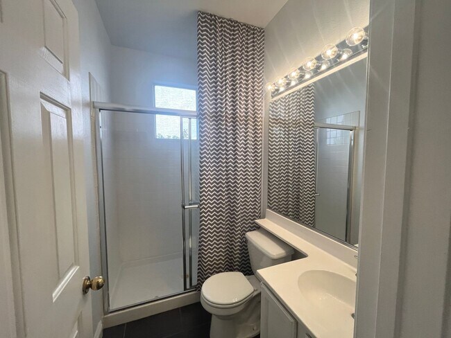 Building Photo - Discover this Gem w/sparkling pool & spa!
