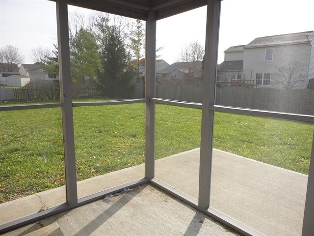 Building Photo - 610 Canary Creek Dr