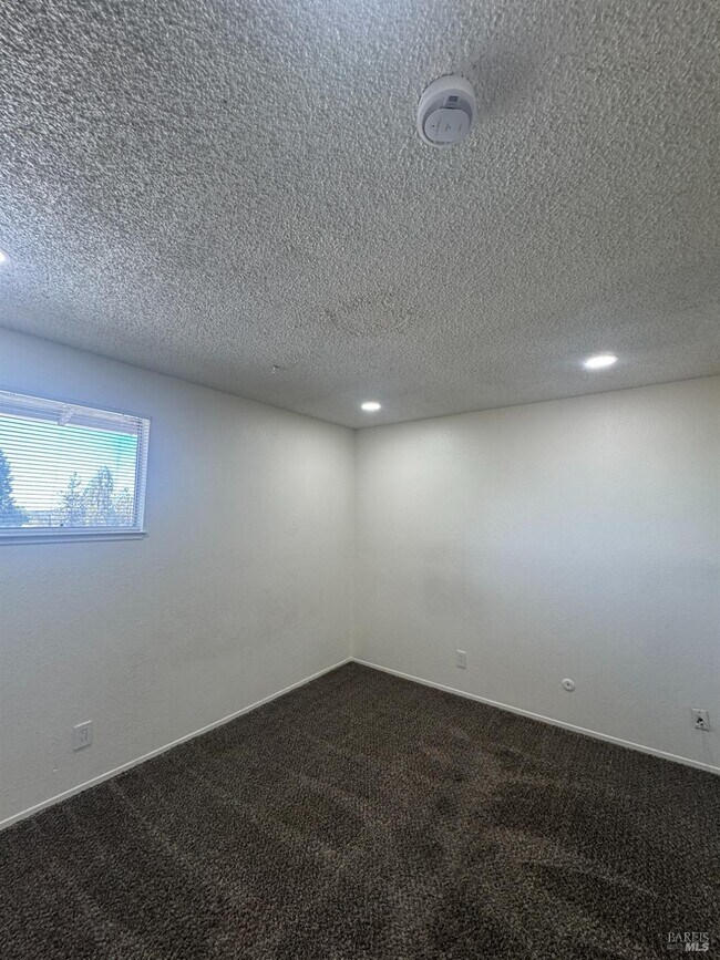 Building Photo - 118 Yorkshire Ct