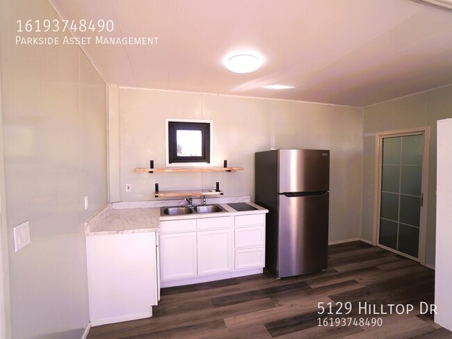 Building Photo - 5129 Hilltop Dr