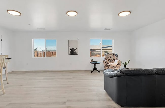 Building Photo - 3 BEDROOM - NEW CONSTRUCTION