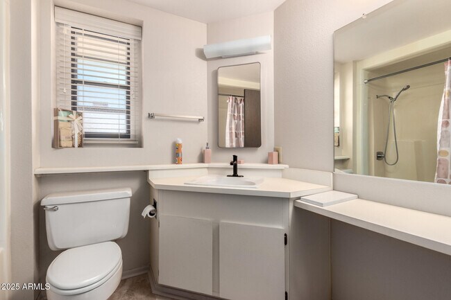 Building Photo - 12646 W Limewood Dr