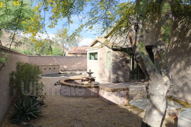 Building Photo - 27158 N Whitehorn Trail