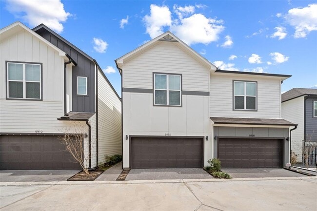 Primary Photo - 5910 Haring Ln