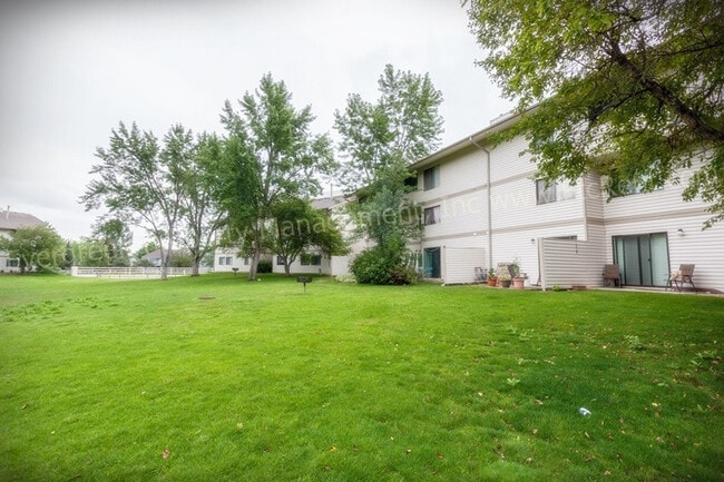 Building Photo - 1705 Heatheridge Rd