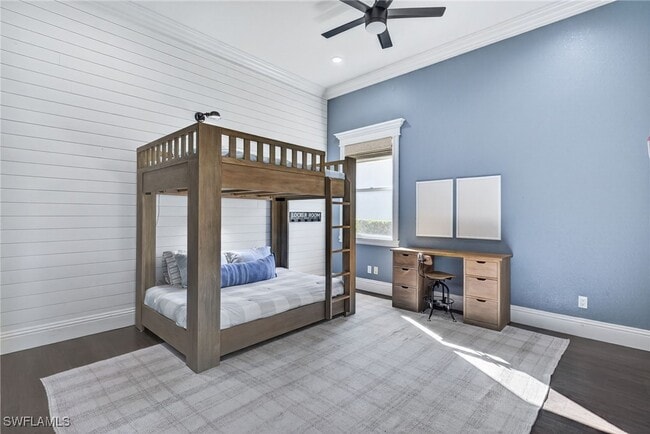 Building Photo - 24920 Divot Dr