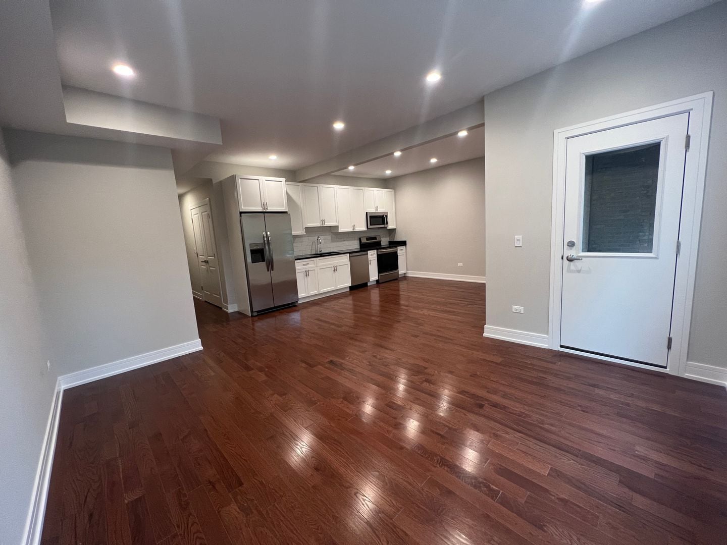 Building Photo - 4636 N Malden St