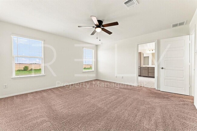 Building Photo - 521 Colonel McNally Cv