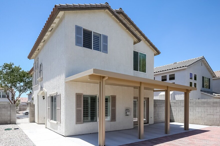 Building Photo - 8480 Antique Cameo Ave
