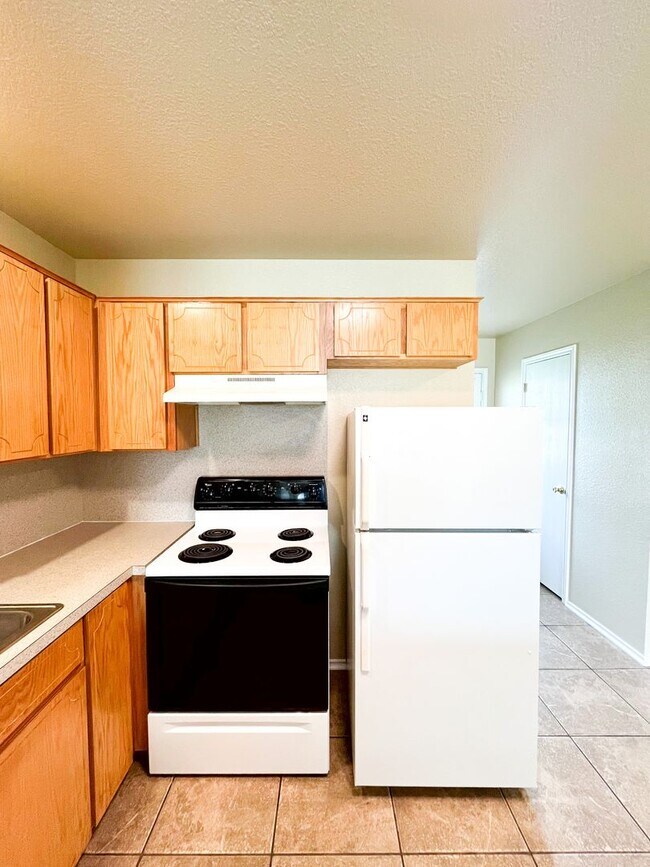 Building Photo - 4307 Abigail Dr