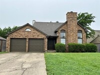 Building Photo - 1225 Eaton Ln