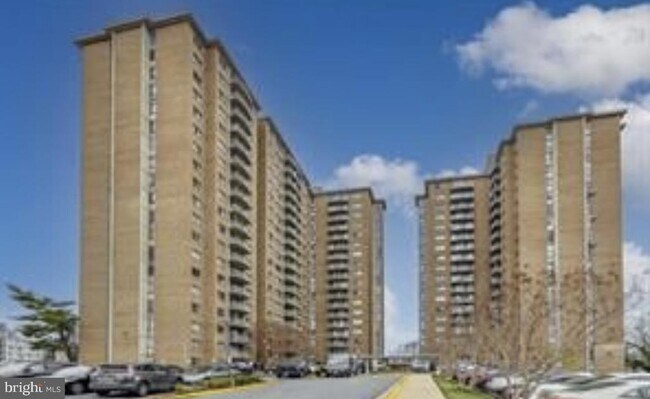 Building Photo - 1836 Metzerott Rd