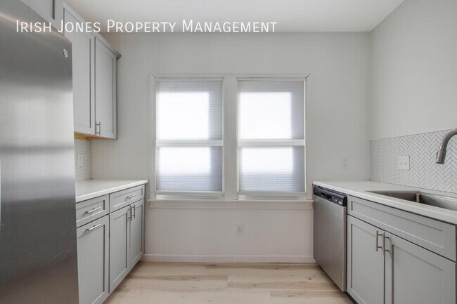 Building Photo - 24 North Park Ave