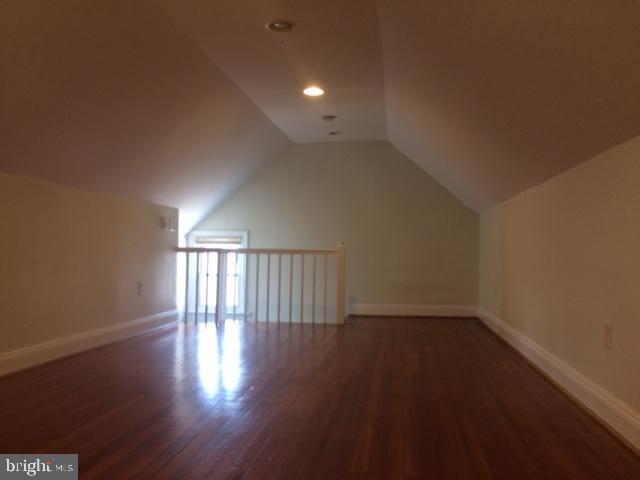 Building Photo - 1208 Tewkesbury Pl NW