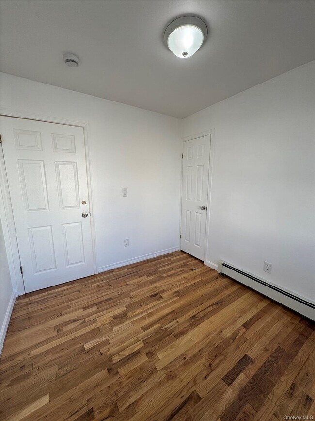 Building Photo - 110-55 159th St