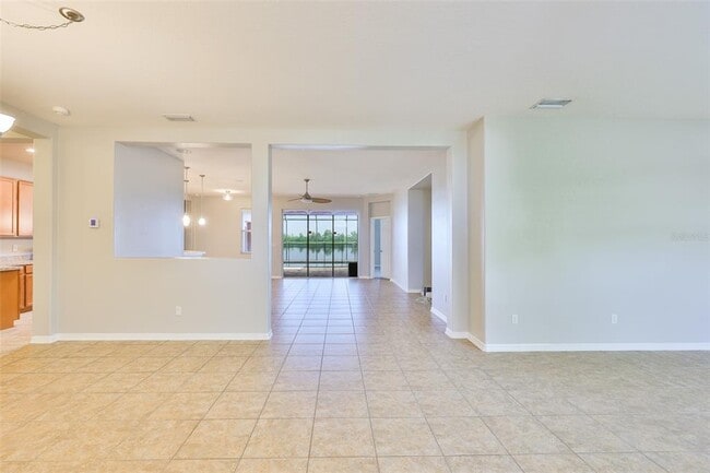 Building Photo - 813 Seminole Sky Dr