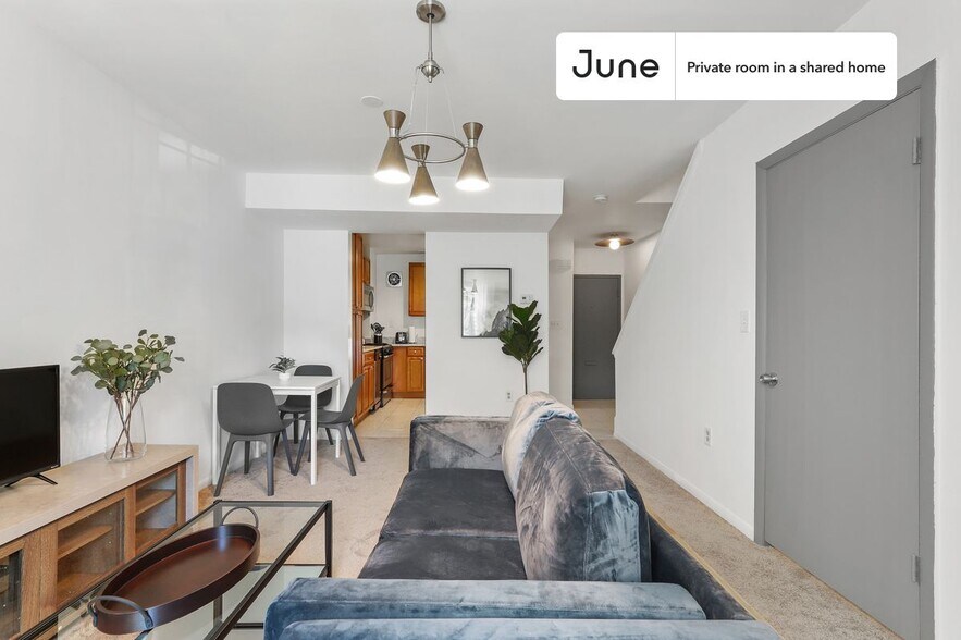 Building Photo - Room in Shared 5 bed/3 bath home