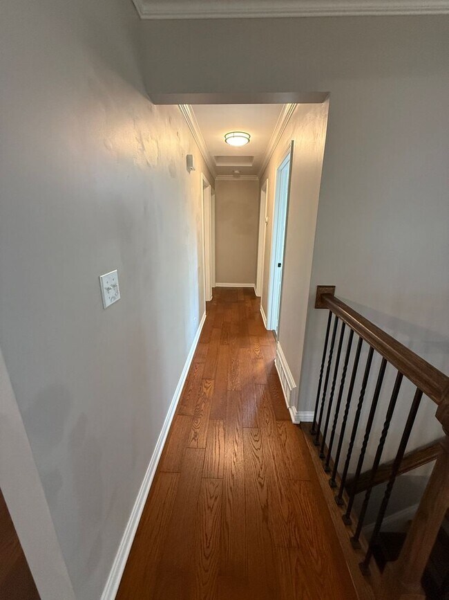 Building Photo - REMODELED 4-BEDROOM HOME W/FENCED YARD