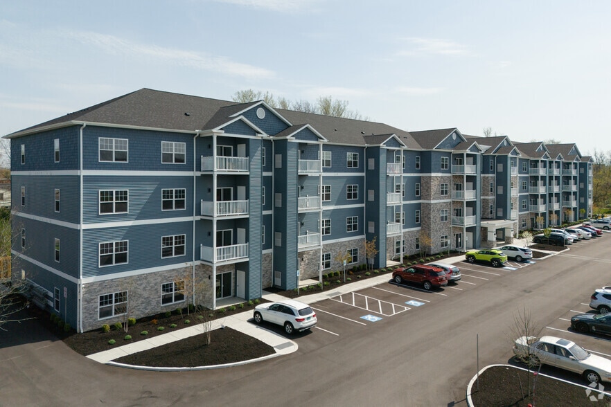 Primary Photo - Creekview Court