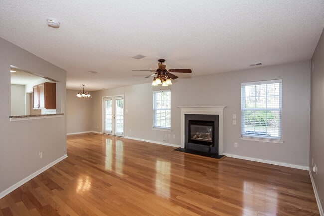 Building Photo - 10619 Haddington Dr