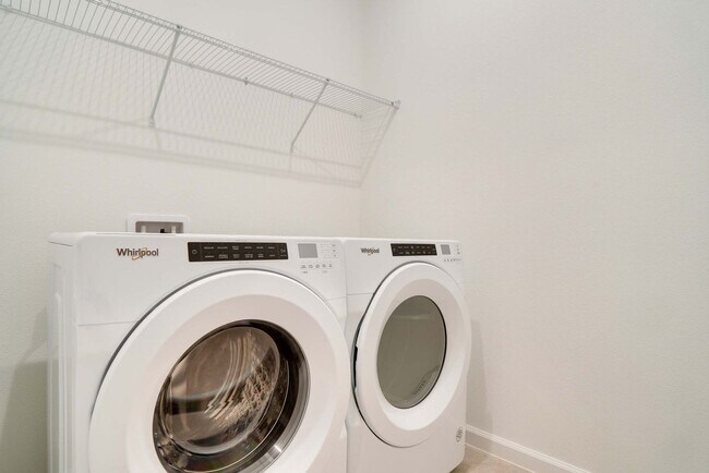 Building Photo - 9194 Seascape Cv