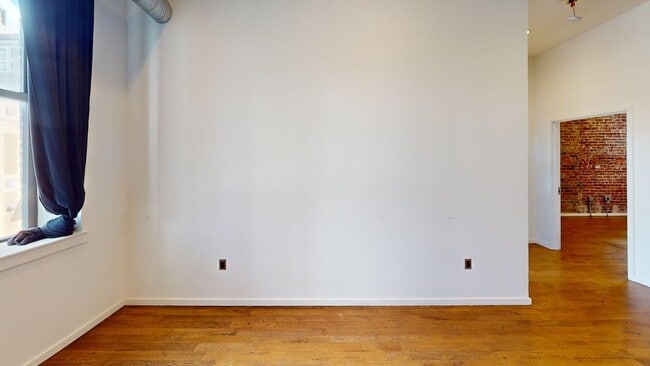 Building Photo - 91 Halsey Street