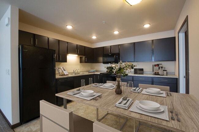 Interior Photo - Sturgeon Bay