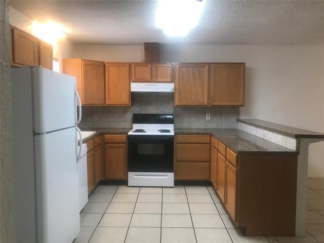 Building Photo - 3373 S 27th St