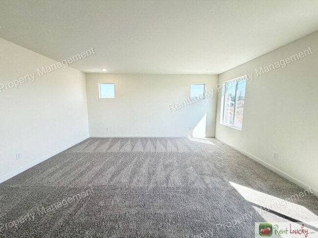 Building Photo - 17056 127th St E