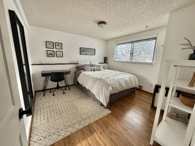 Building Photo - 1012 Wagonwheel Dr