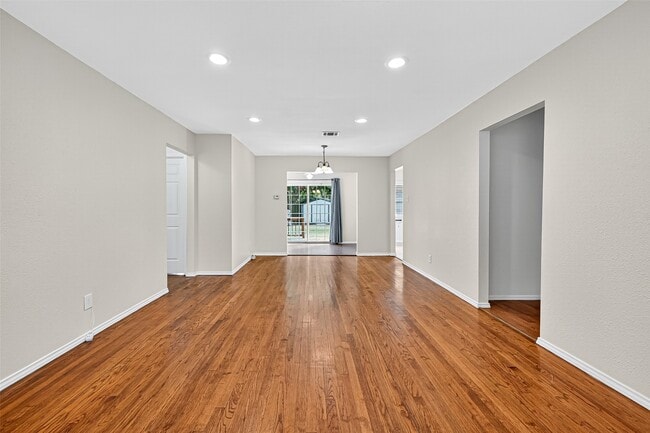 Building Photo - 1111 Choate Cir