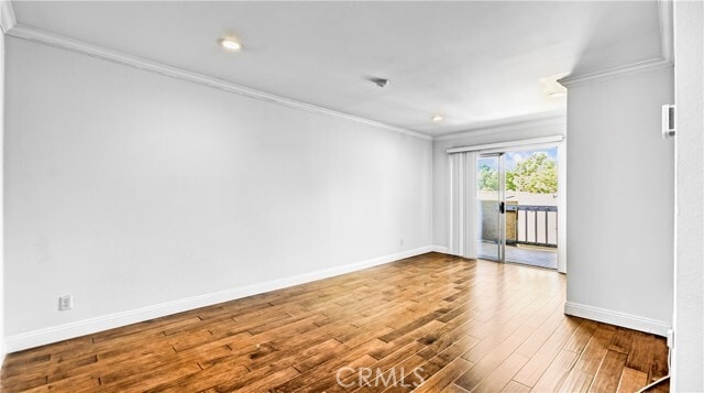 Building Photo - 355 S Madison Ave