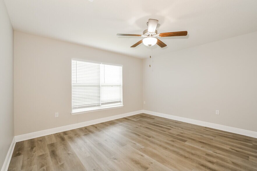 Building Photo - 509 Edith Dr