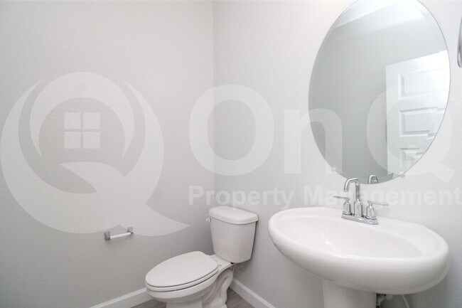 Building Photo - 24195 W Verlea Dr