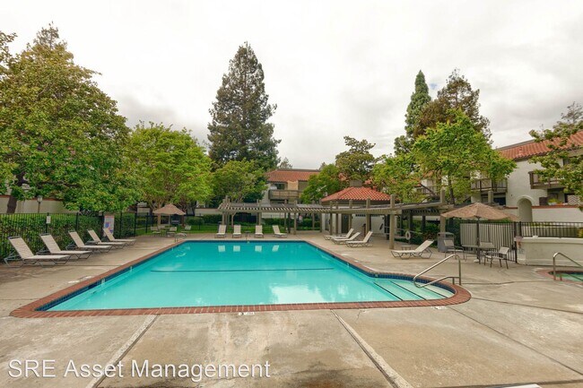 Building Photo - 1 br, 1 bath House - 701 San Conrado Ter #3