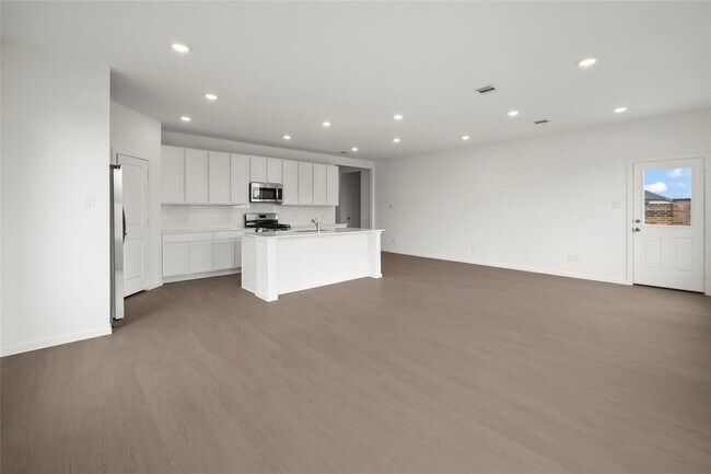 Building Photo - 3004 Waterwood Pass Dr